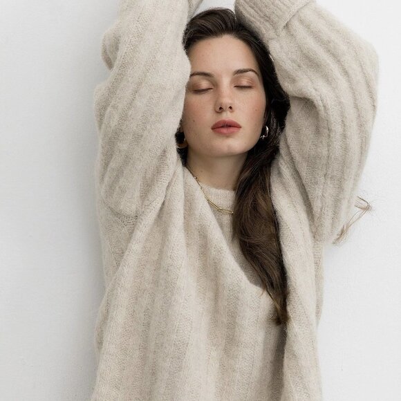 J.ing Emilie Oat Fuzzy Sweater - Picture 6 of 10